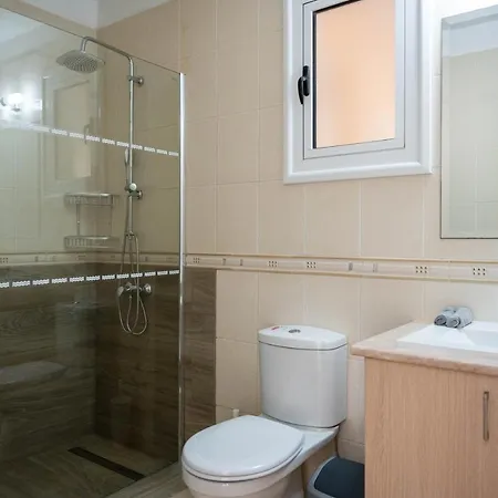 Apartman Narcissos 'nissi Beach' C2 *