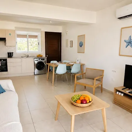 Apartman Narcissos 'nissi Beach' C2