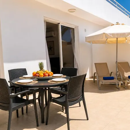 Apartman Narcissos 'nissi Beach' C2