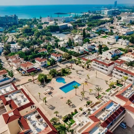 Narcissos 'nissi Beach' C2 أيا نابا